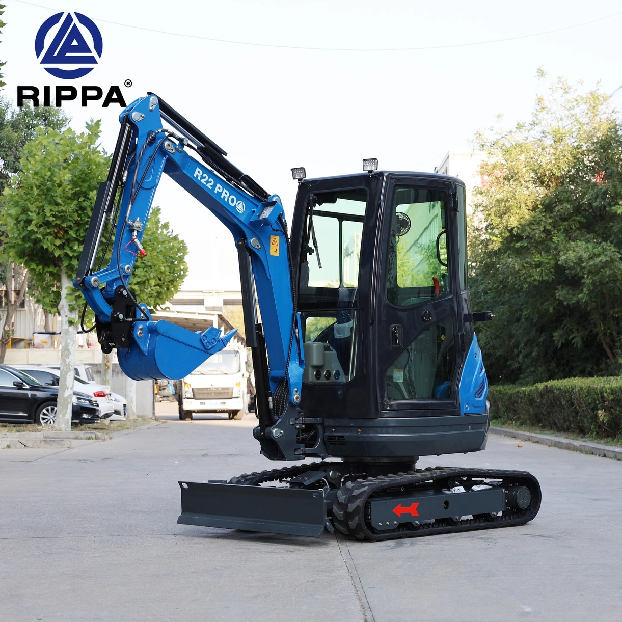 RIPPA R22 Mini Excavator – 2.3 Ton Compact Excavator with Kubota Engine + 12 FREE Attachments - Image 1