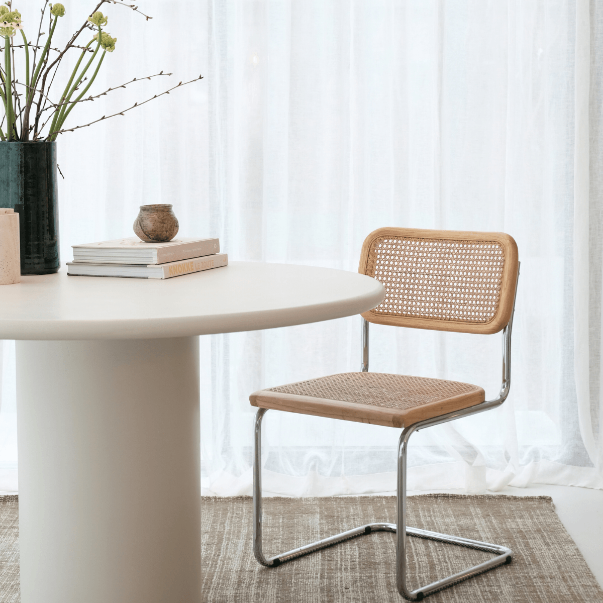 Freischwinger Stuhl - Naturgeflecht mit Rattansitz & Chromgestell - Image 1